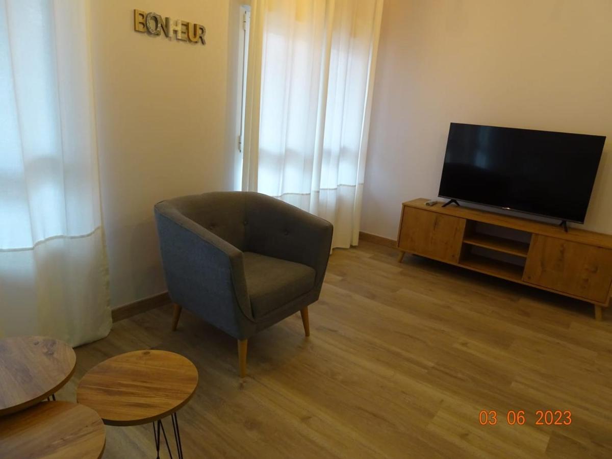 Apartamento Cuentame Burgos Apartment Exterior photo